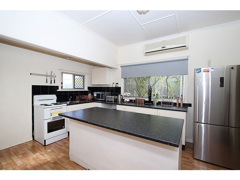 41 TIGER STREET, West Ipswich QLD 4305