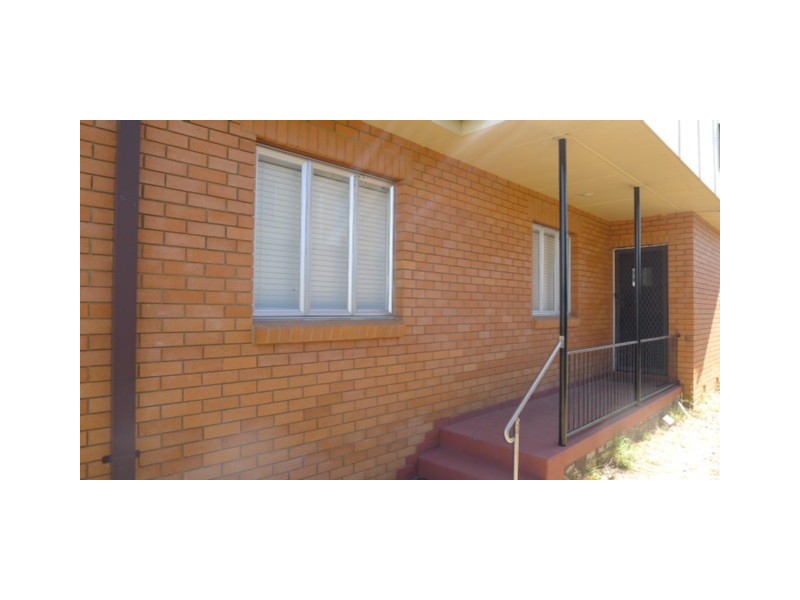24 SAMFORD ROAD, Leichhardt QLD 4305