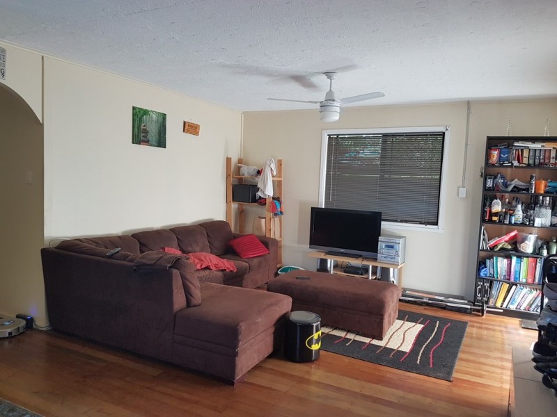 16 Gibbs Street, Riverview QLD 4303