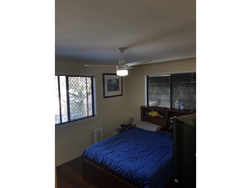 16 Gibbs Street, Riverview QLD 4303