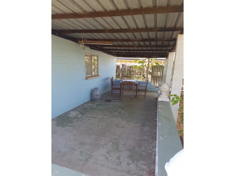 16 Gibbs Street, Riverview QLD 4303