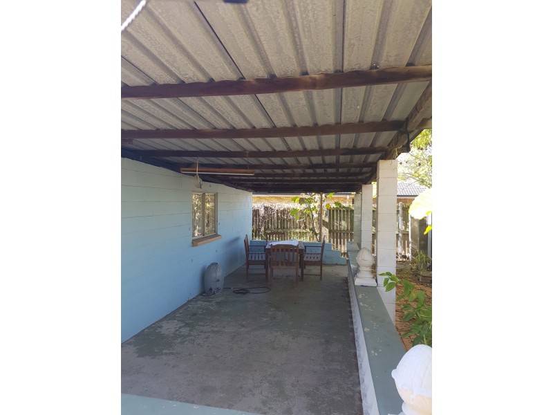 16 Gibbs Street, Riverview QLD 4303