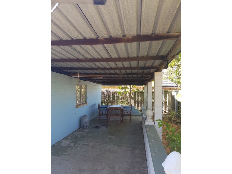 16 Gibbs Street, Riverview QLD 4303