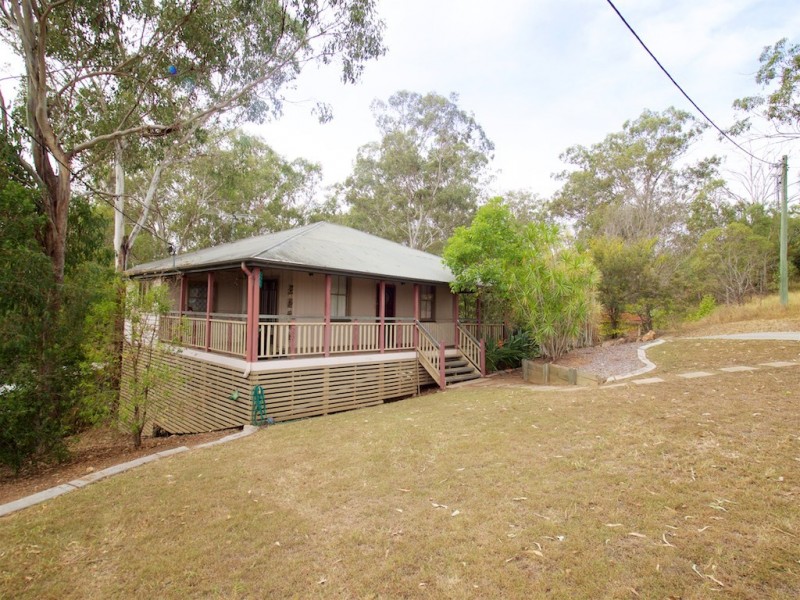 90 BRAESIDE ROAD, Bundamba QLD 4304
