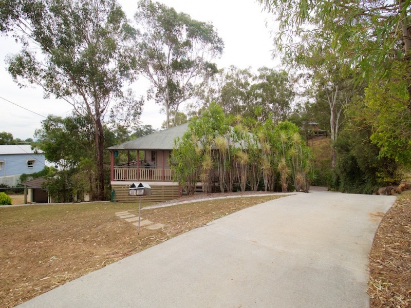 90 BRAESIDE ROAD, Bundamba QLD 4304