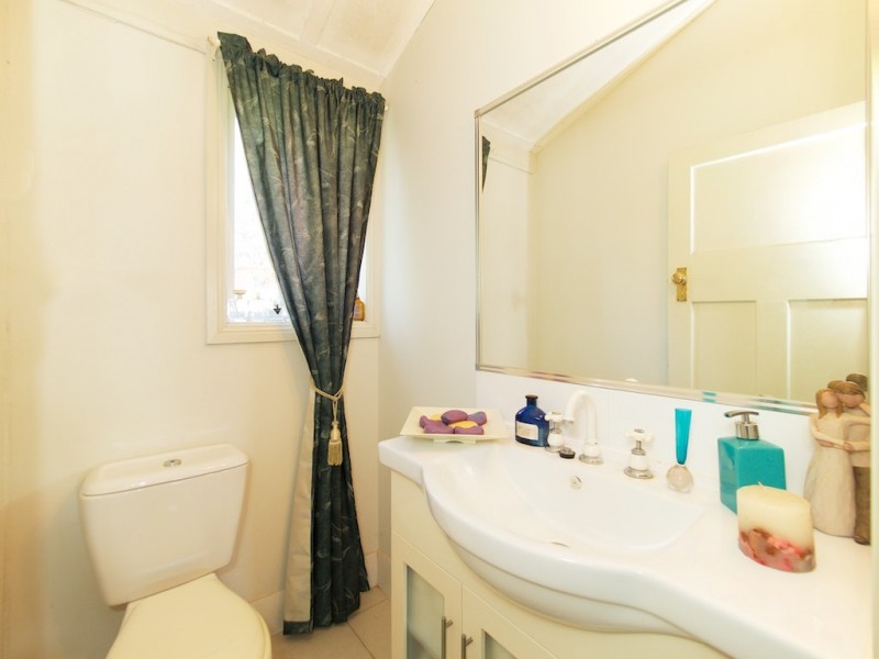 90 BRAESIDE ROAD, Bundamba QLD 4304