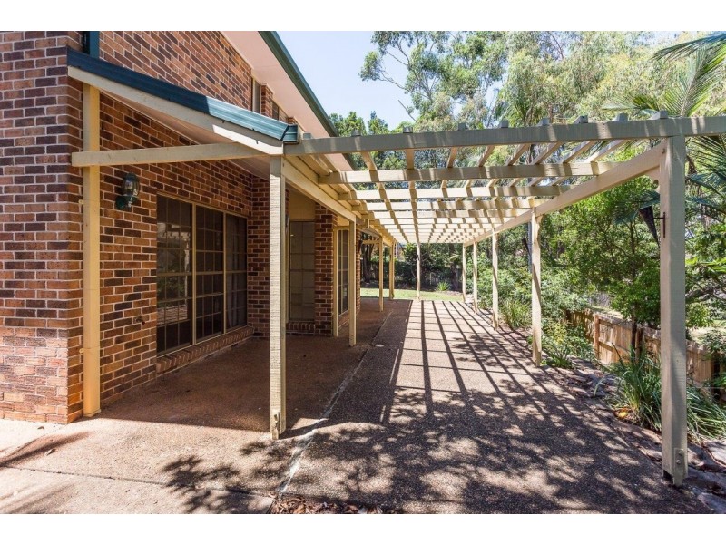 16 ALLSPICE STREET, Bellbowrie QLD 4070