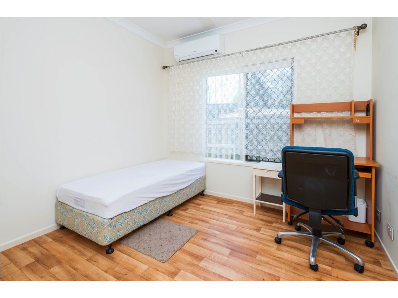 1/13 Taylor Street, Dinmore QLD 4303