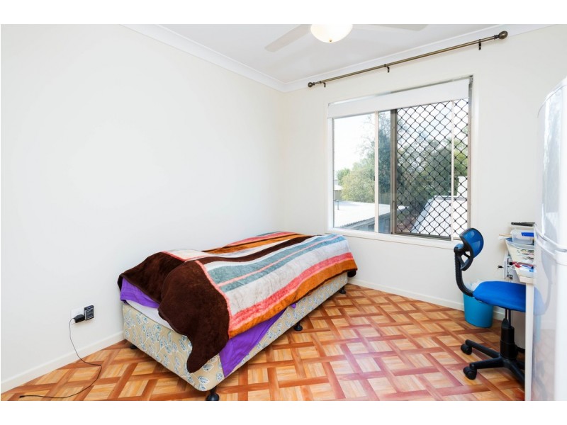 1/13 Taylor Street, Dinmore QLD 4303