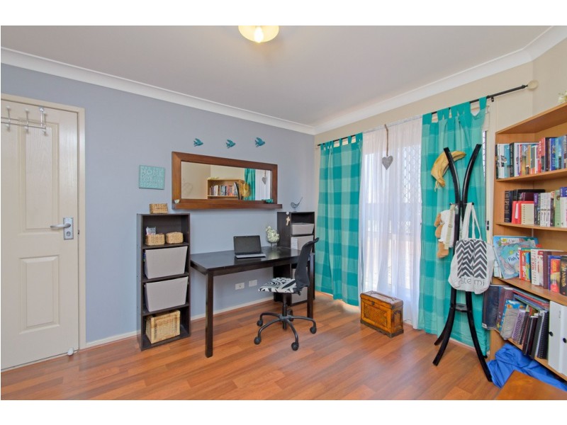 10 WILLOWOOD PLACE, Fernvale QLD 4306