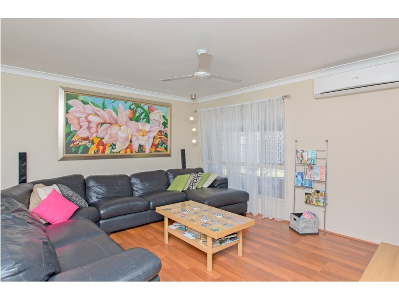 10 WILLOWOOD PLACE, Fernvale QLD 4306