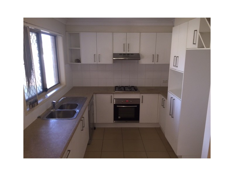 15 RONAYNE CIRCUIT, One Mile QLD 4305