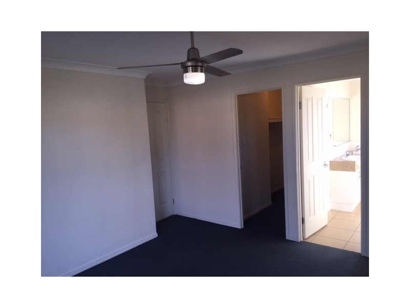 15 RONAYNE CIRCUIT, One Mile QLD 4305