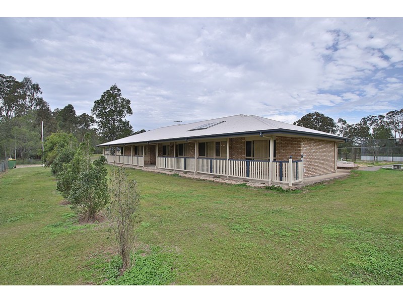 129 BAYLEY ROAD, Pine Mountain QLD 4306