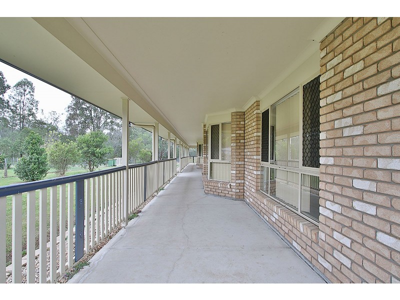 129 BAYLEY ROAD, Pine Mountain QLD 4306