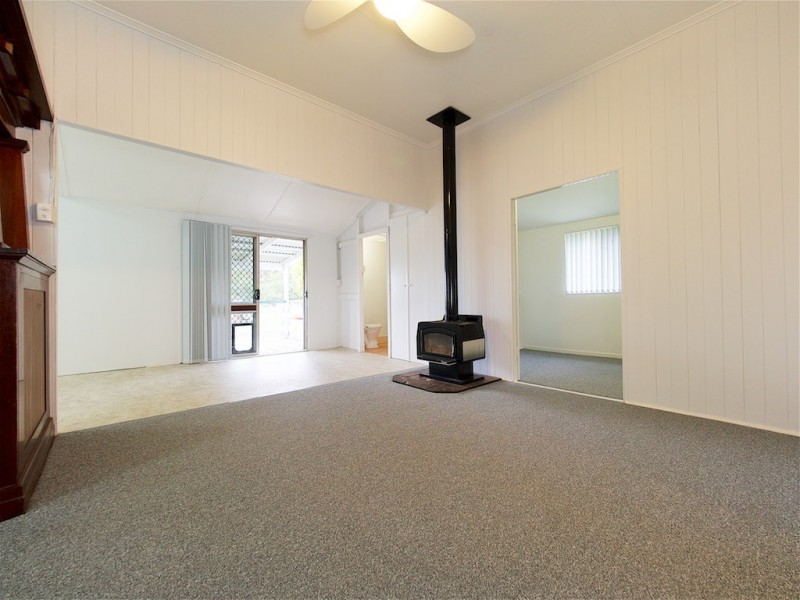 114 Clarendon Station Road, Lowood QLD 4311