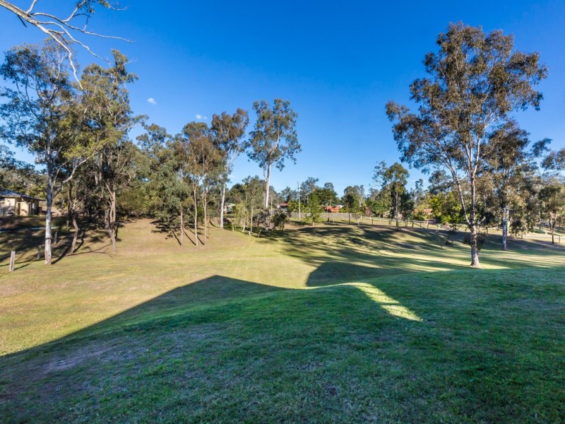 39 BLUE GUM DRIVE, Lowood QLD 4311