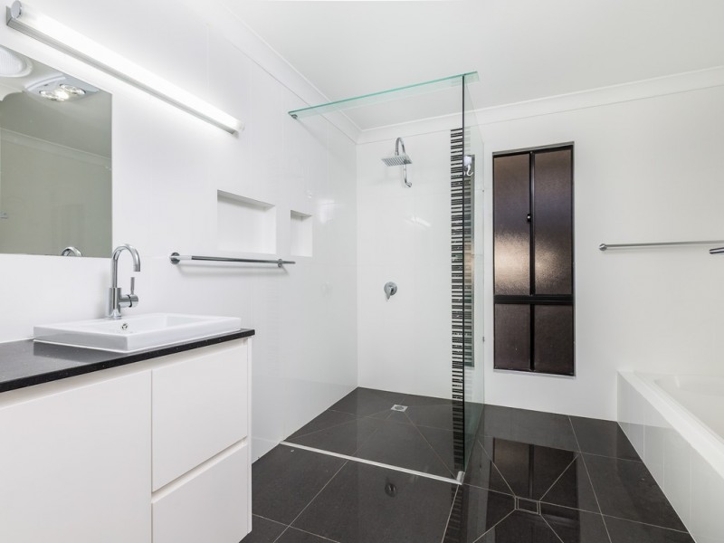 39 BLUE GUM DRIVE, Lowood QLD 4311