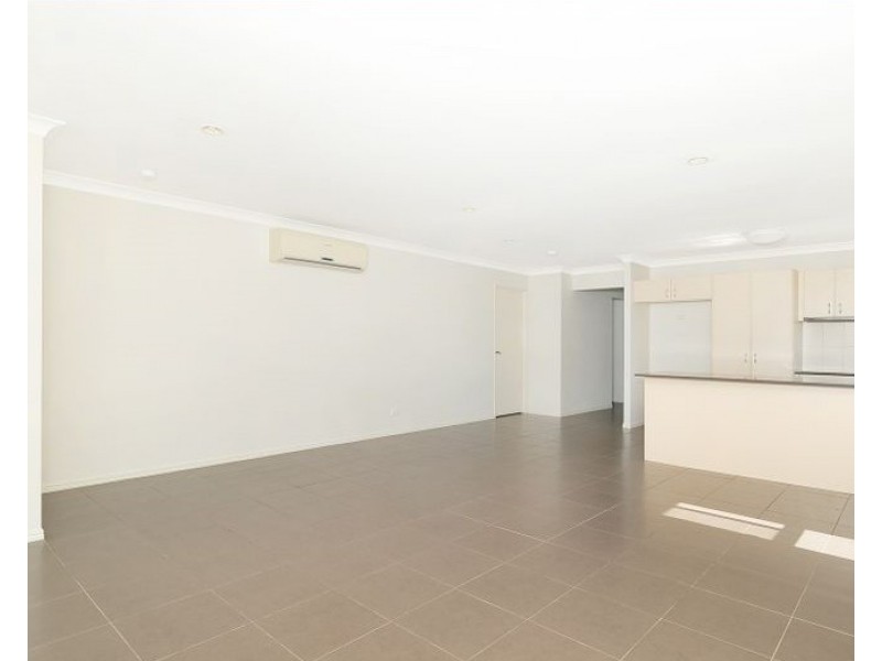 33 Griffin Crescent, Collingwood Park QLD 4301