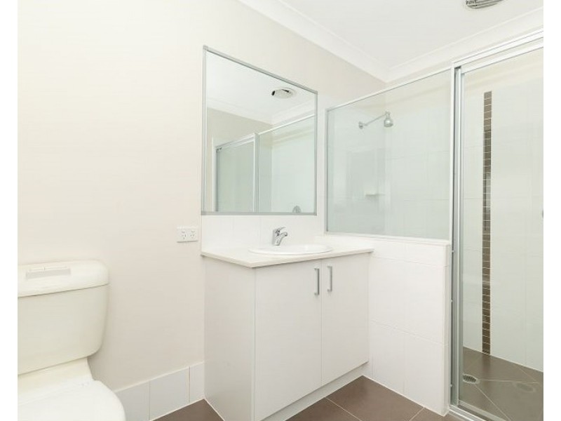 33 Griffin Crescent, Collingwood Park QLD 4301