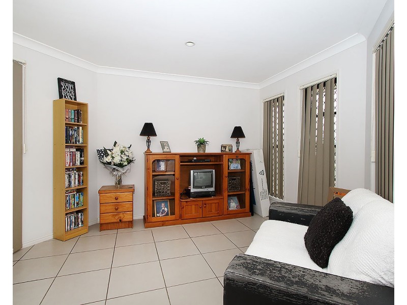 22 Nicole Pl, Yamanto QLD 4305