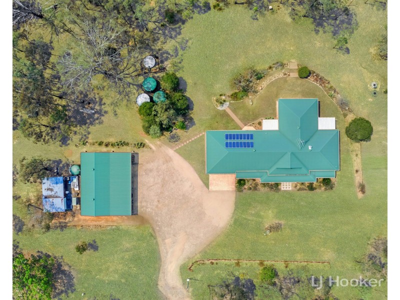 41 Hornbuckles Road West, Grandchester QLD 4340