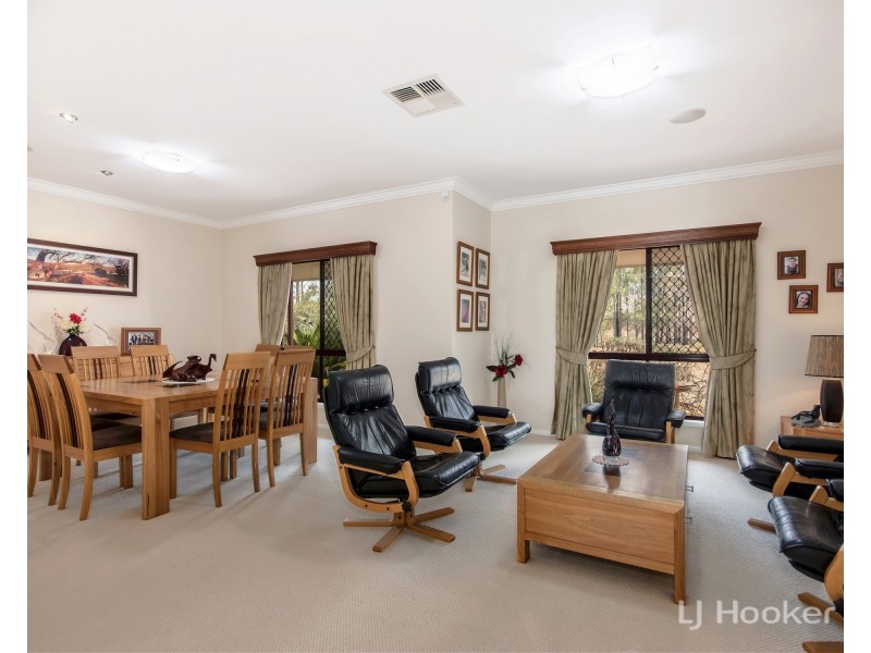 41 Hornbuckles Road West, Grandchester QLD 4340