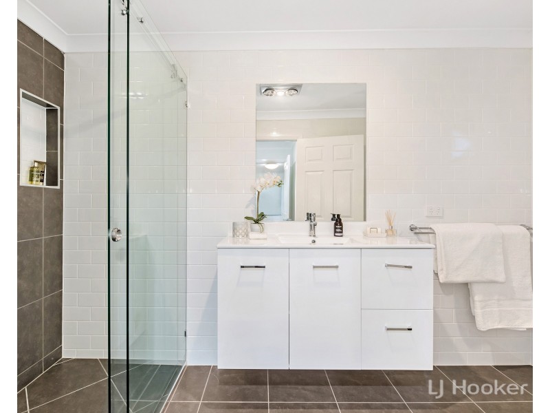 40 Greenham Street, Raceview QLD 4305