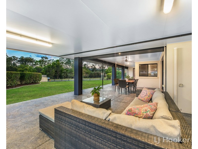7 Dannika Way, Deebing Heights QLD 4306