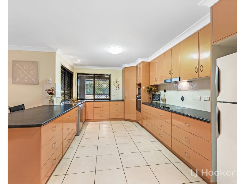 7 Dannika Way, Deebing Heights QLD 4306