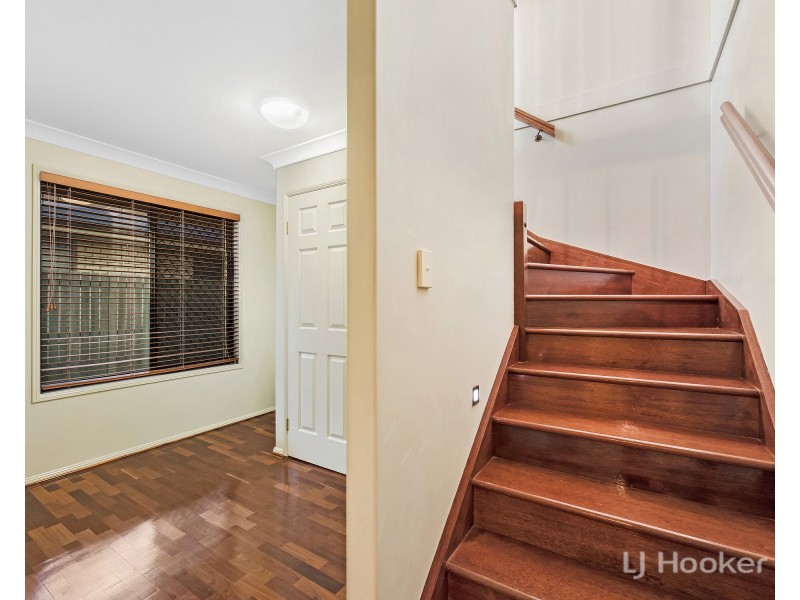 7 Dannika Way, Deebing Heights QLD 4306
