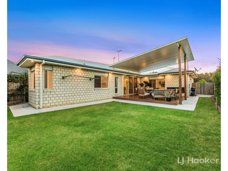 16 Splendid Drive, South Ripley QLD 4306