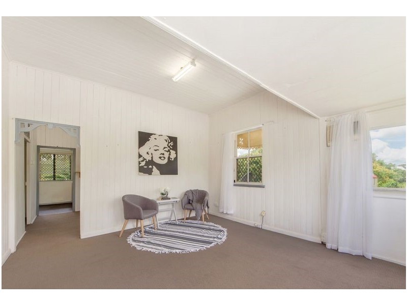 2 Kent Street, Tivoli QLD 4305