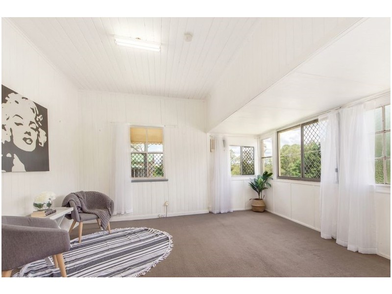 2 Kent Street, Tivoli QLD 4305