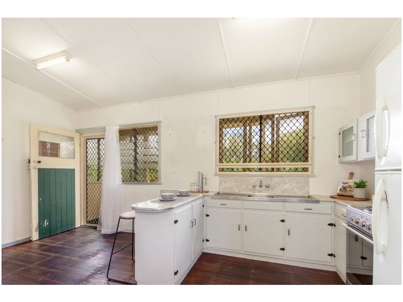 2 Kent Street, Tivoli QLD 4305