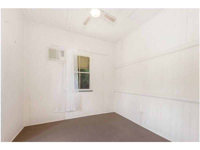 2 Kent Street, Tivoli QLD 4305