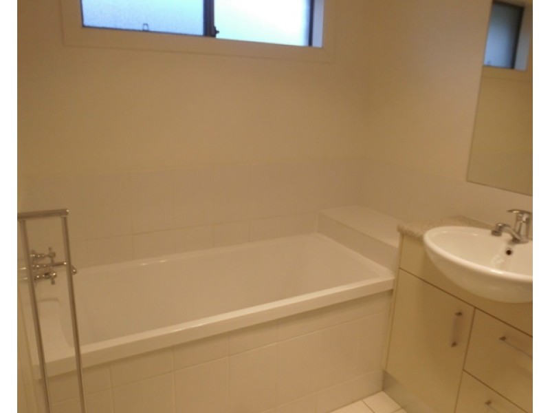 54 Honeywood Drive, Fernvale QLD 4306