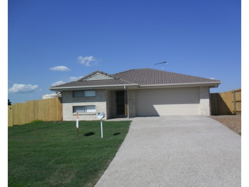 41 Peregrine Drive, Lowood QLD 4311