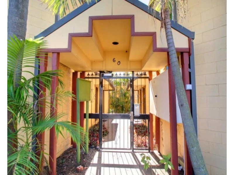 1/60 Railway Street, Booval QLD 4304