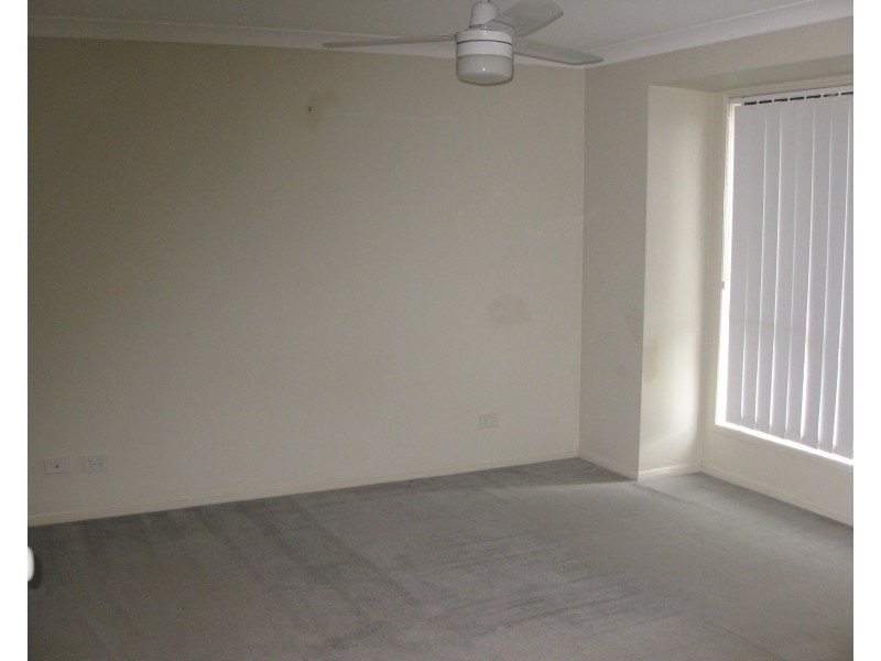 22 Kathleen Place, Yamanto QLD 4305