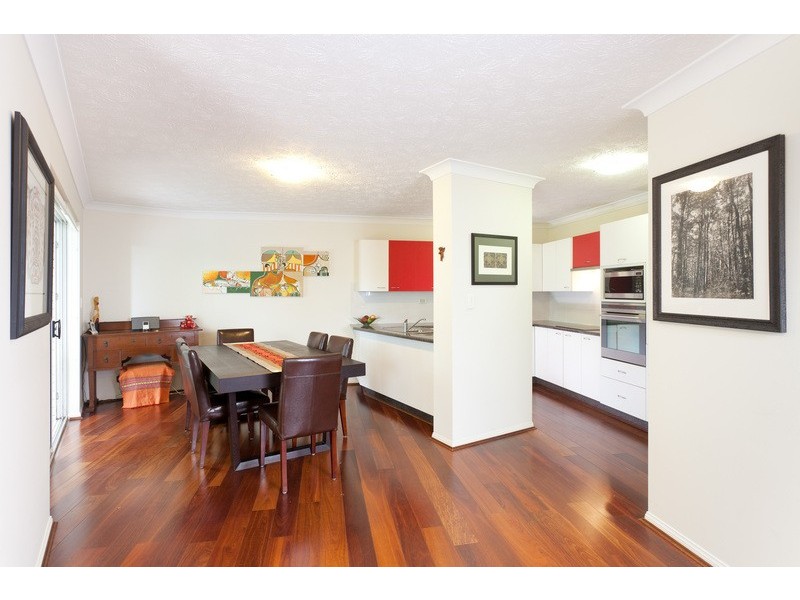 4/96 Dornoch Terrace, Highgate Hill QLD 4101