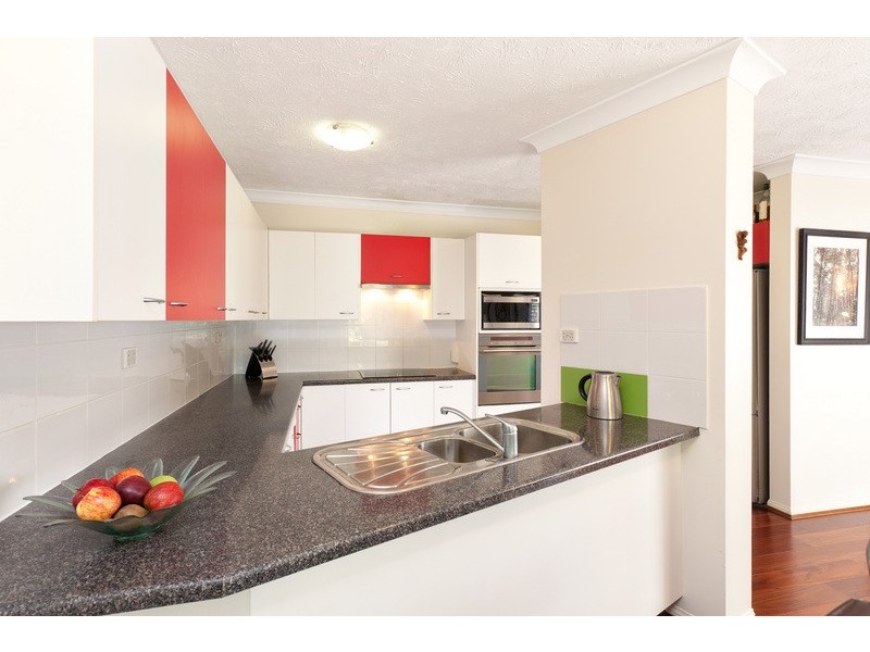 4/96 Dornoch Terrace, Highgate Hill QLD 4101