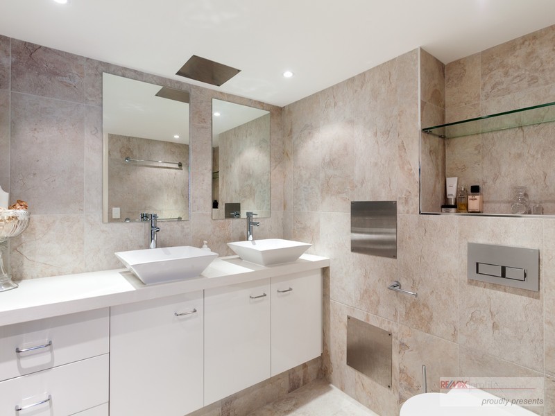 83/10 Lower River Tce, South Brisbane QLD 4101