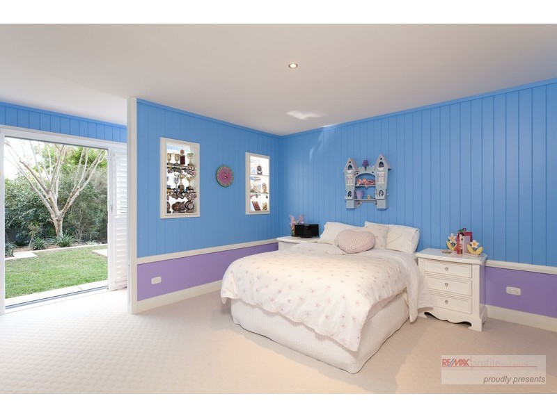 13 Brydon St, Highgate Hill QLD 4101