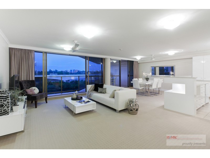 74/10 Lower River Terrace, South Brisbane QLD 4101