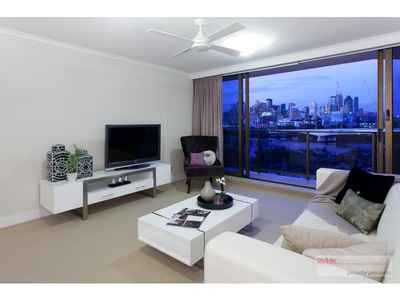 74/10 Lower River Terrace, South Brisbane QLD 4101