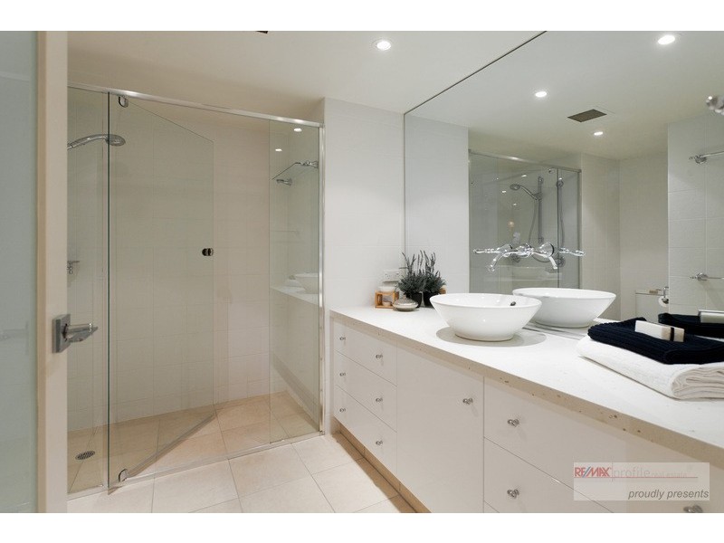 74/10 Lower River Terrace, South Brisbane QLD 4101