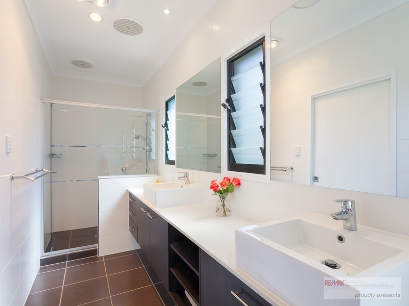 23 Brydon Street, Highgate Hill QLD 4101