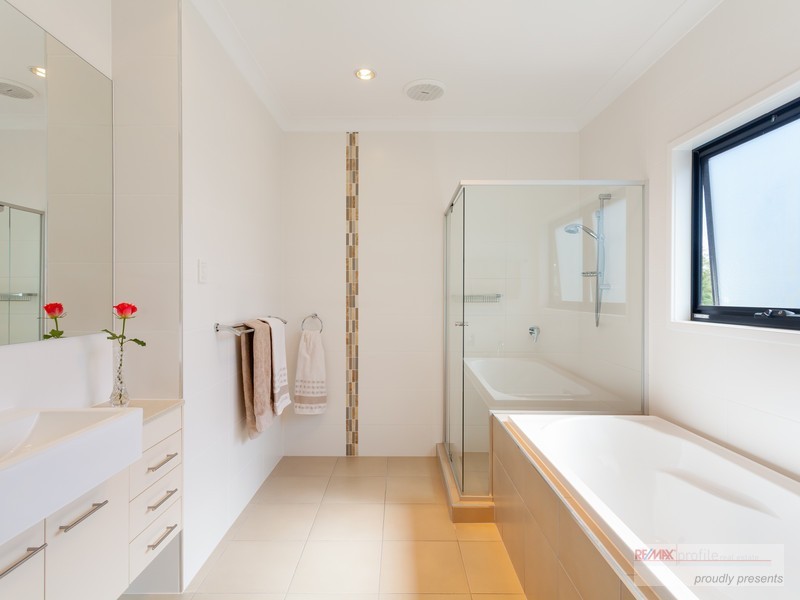 23 Brydon Street, Highgate Hill QLD 4101