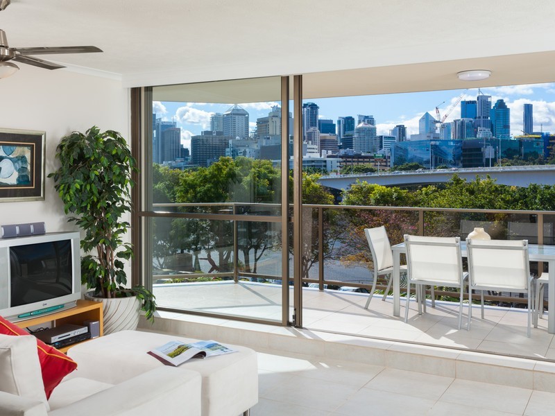 6/10 Lower River Terrace, South Brisbane QLD 4101